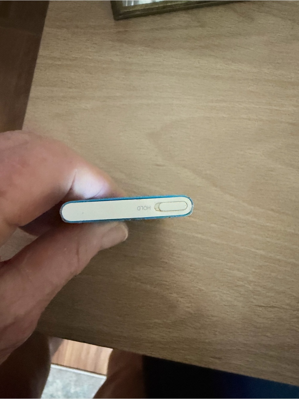 Apple Blue iPod Nano 2 nd Generation - Picture 4 of 6